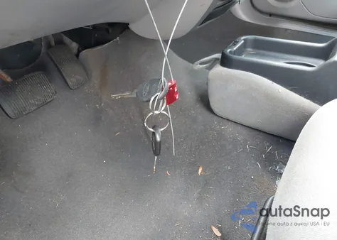 2005 Ford Taurus Se z USA, uszkodzony, nr VIN 1FAFP532X5A131962